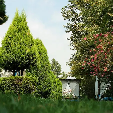 Irem Garden & Lägenhetshotell Side