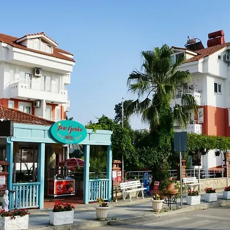 Irem Garden & Apartmanhotel 3*