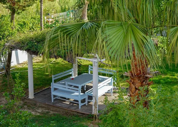 Irem Garden & 2* Side