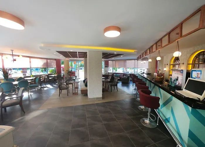 Aparthotel Irem Garden & 3*