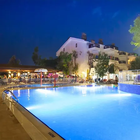 Irem Garden & Aparthotel Side